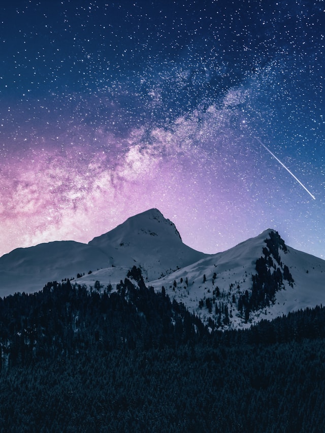 月球图书馆封面